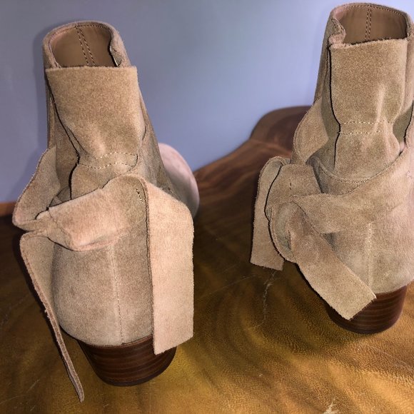 ♥ NWT AEROSOLES Tan Suede Booties Size 9 - Picture 5 of 7